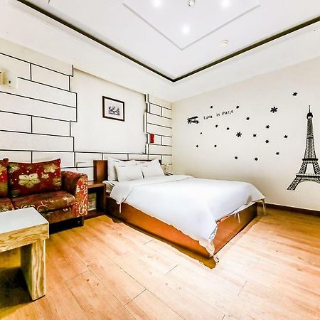 Hotel Rooky Теджон Екстер'єр фото