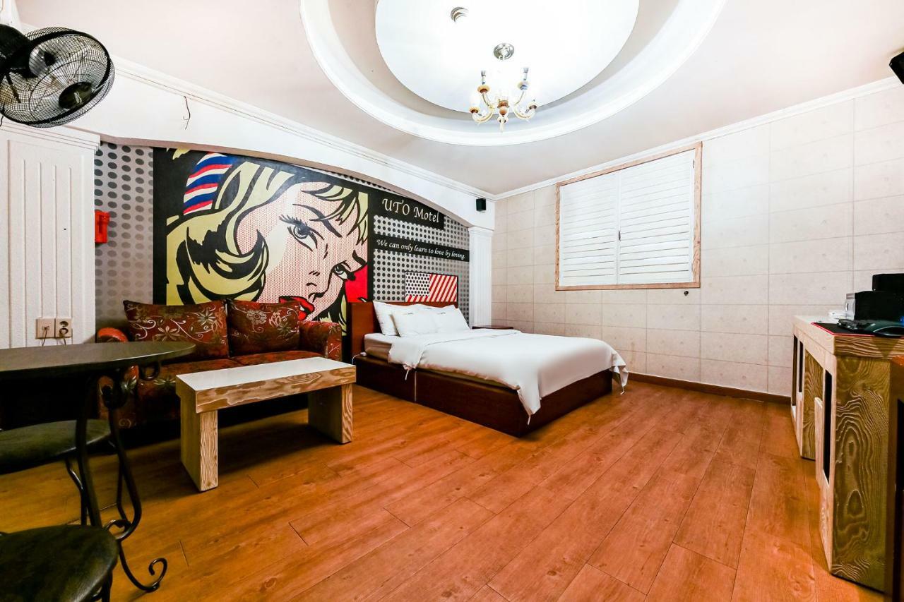 Hotel Rooky Теджон Екстер'єр фото