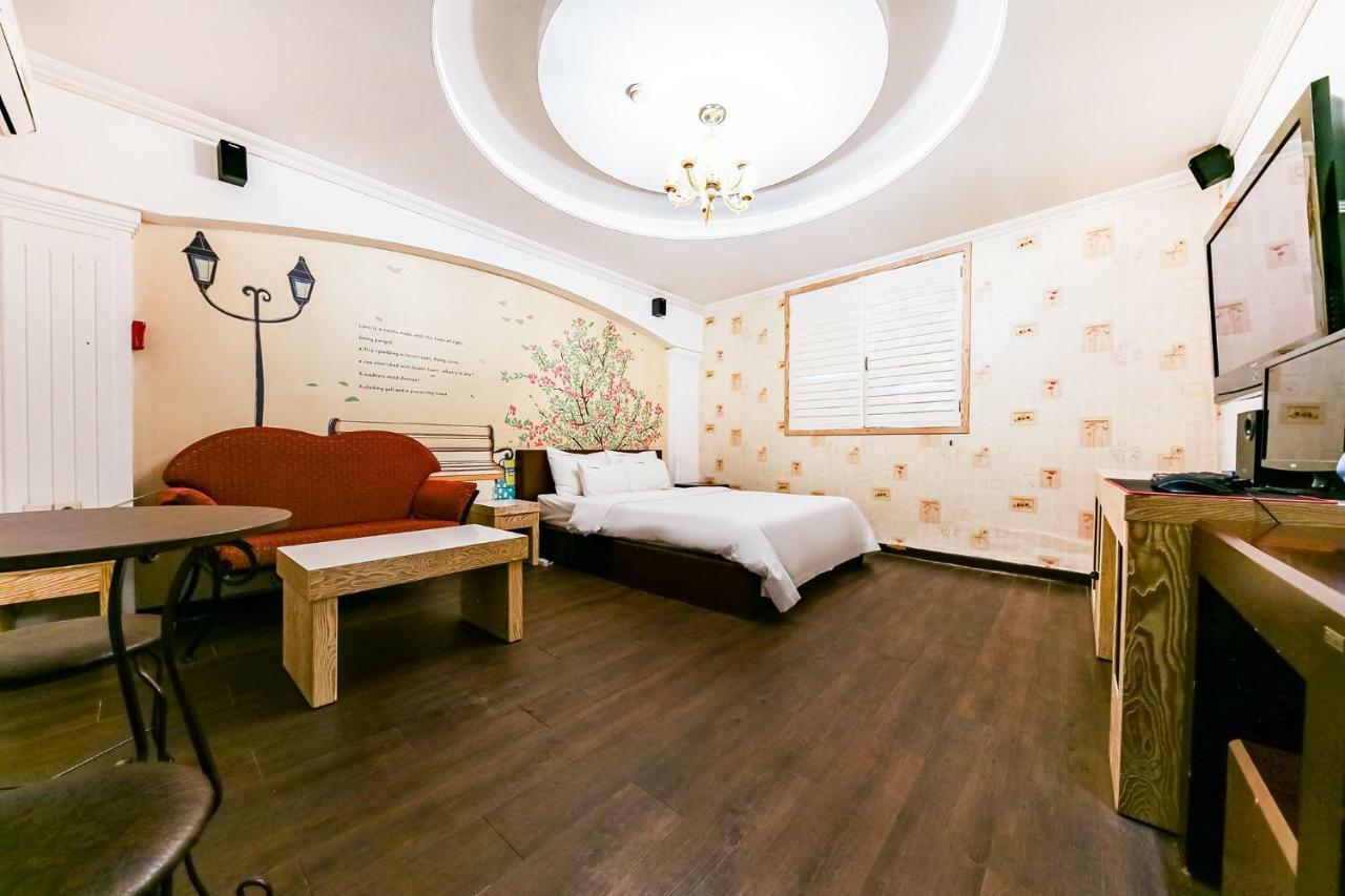 Hotel Rooky Теджон Екстер'єр фото